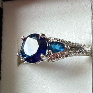 Silver blue stone ring